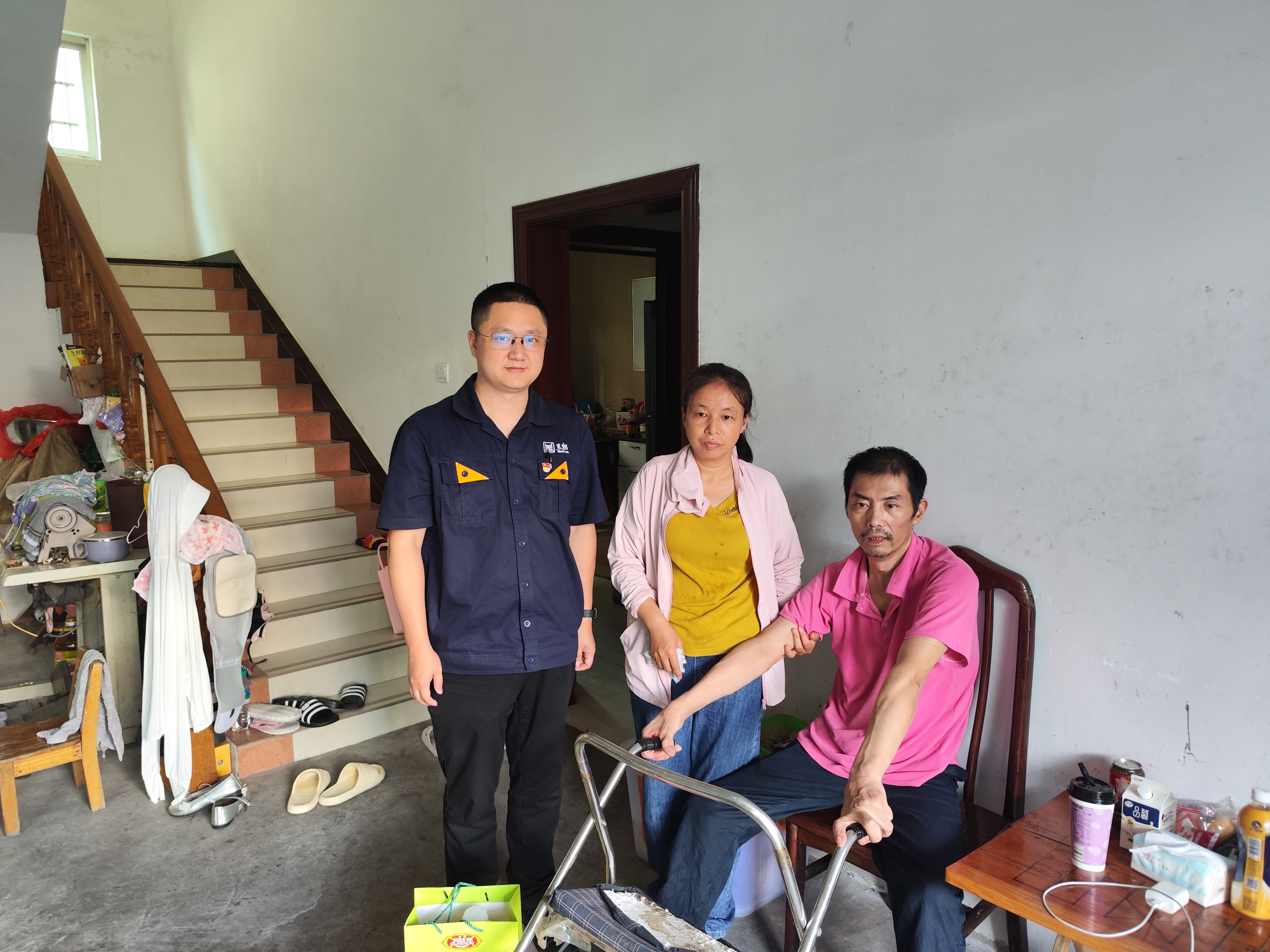 慰問03.jpg 慰問03.jpg